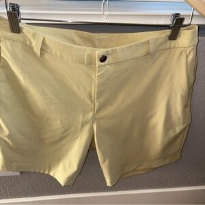 NWOT Lululemon Commission Classic Fit Shorts 7.5”Ventlight Golf Sz 31 Dew Green